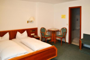  Landgasthof mit Gästezimmer Frohe Einkehr  Фра́йбург-В-Бра́йсгау